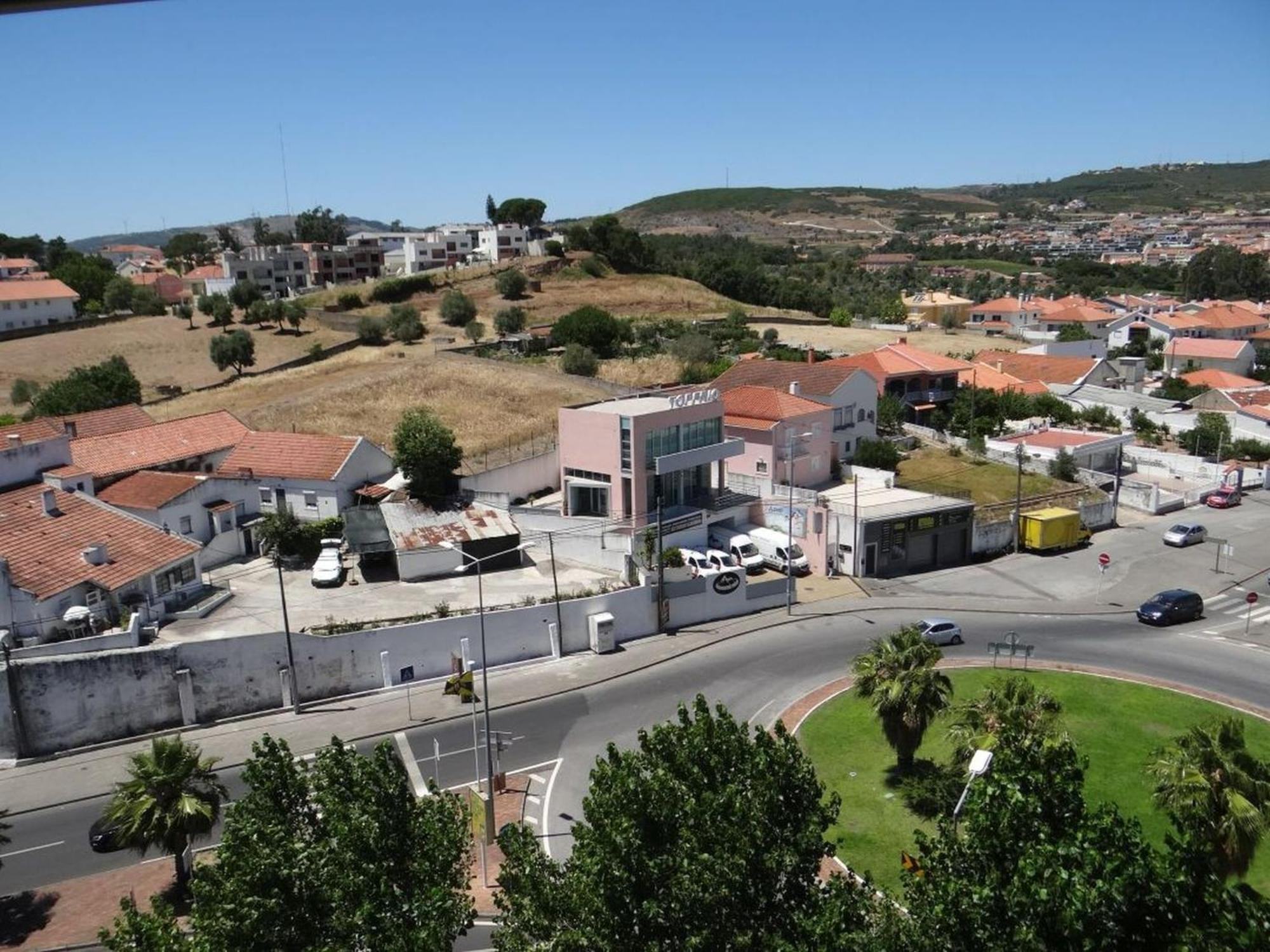 Be Local - Apartment With 2 Bedrooms In Infantado In Loures Bagian luar foto